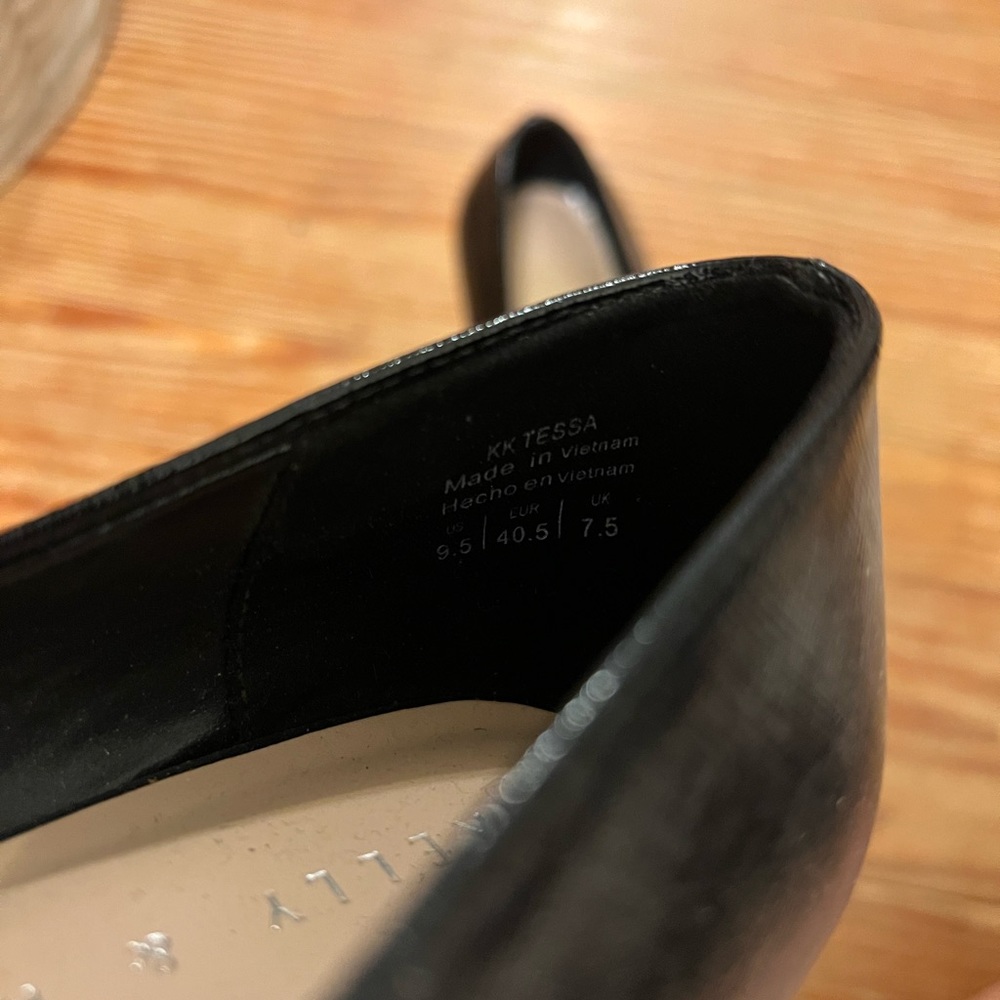 Heels - Picture 3 of 5
